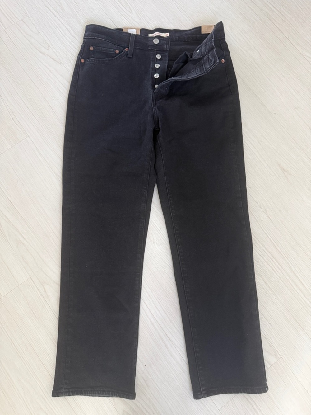 NWT Levi’s Black  Button-Fly Wedgie Straight Leg Jeans